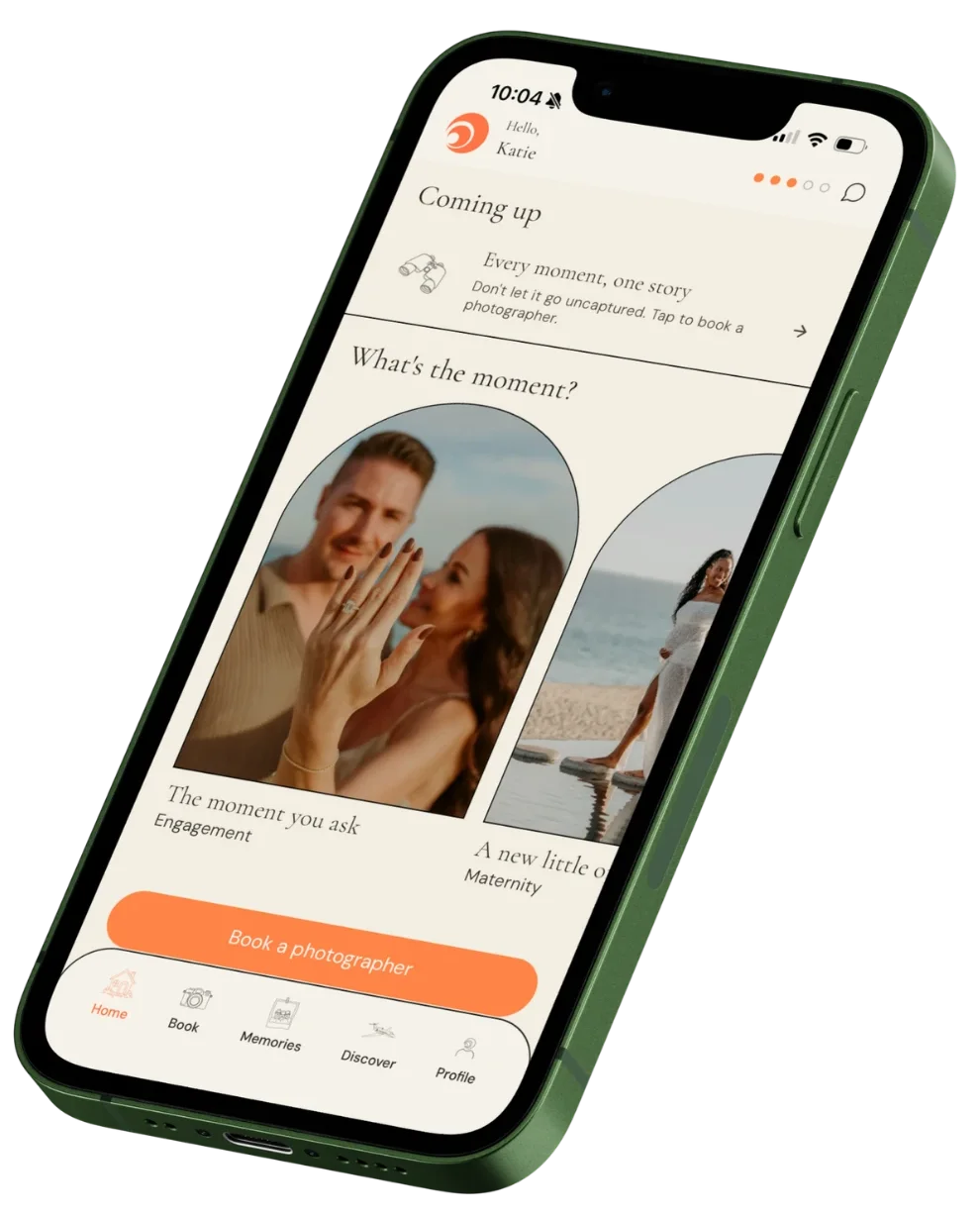 The DreamArt app home screen, with occasions to book and a button to book a photographer